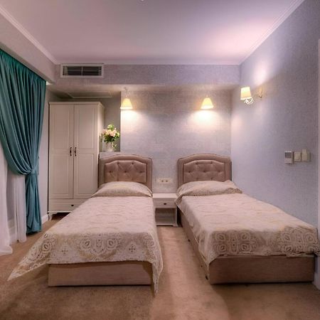 Family Hotel Agoncev ソフィア エクステリア 写真