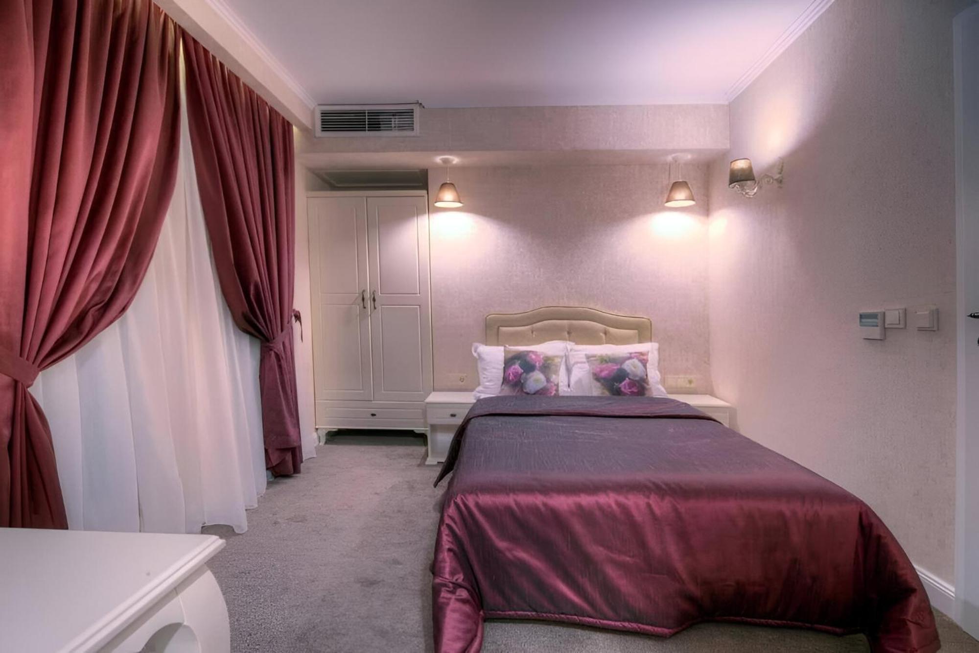 Family Hotel Agoncev ソフィア エクステリア 写真