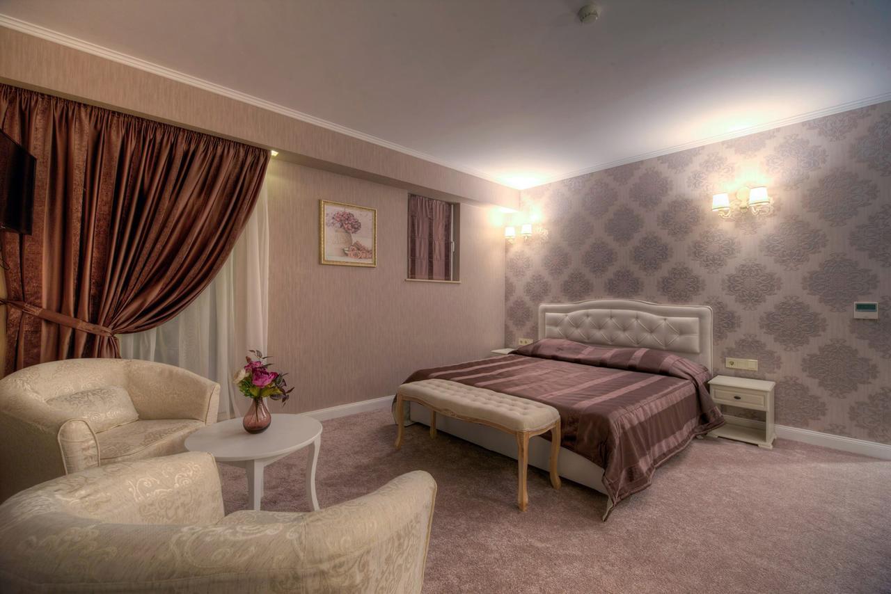 Family Hotel Agoncev ソフィア エクステリア 写真